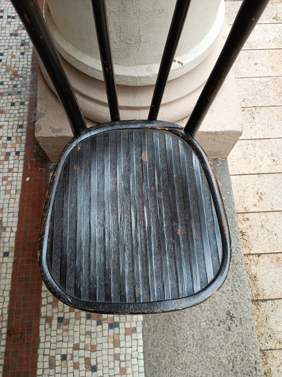 Bistro chair
