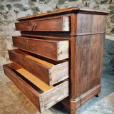 Antique French pine chest of drawers, early 1900s