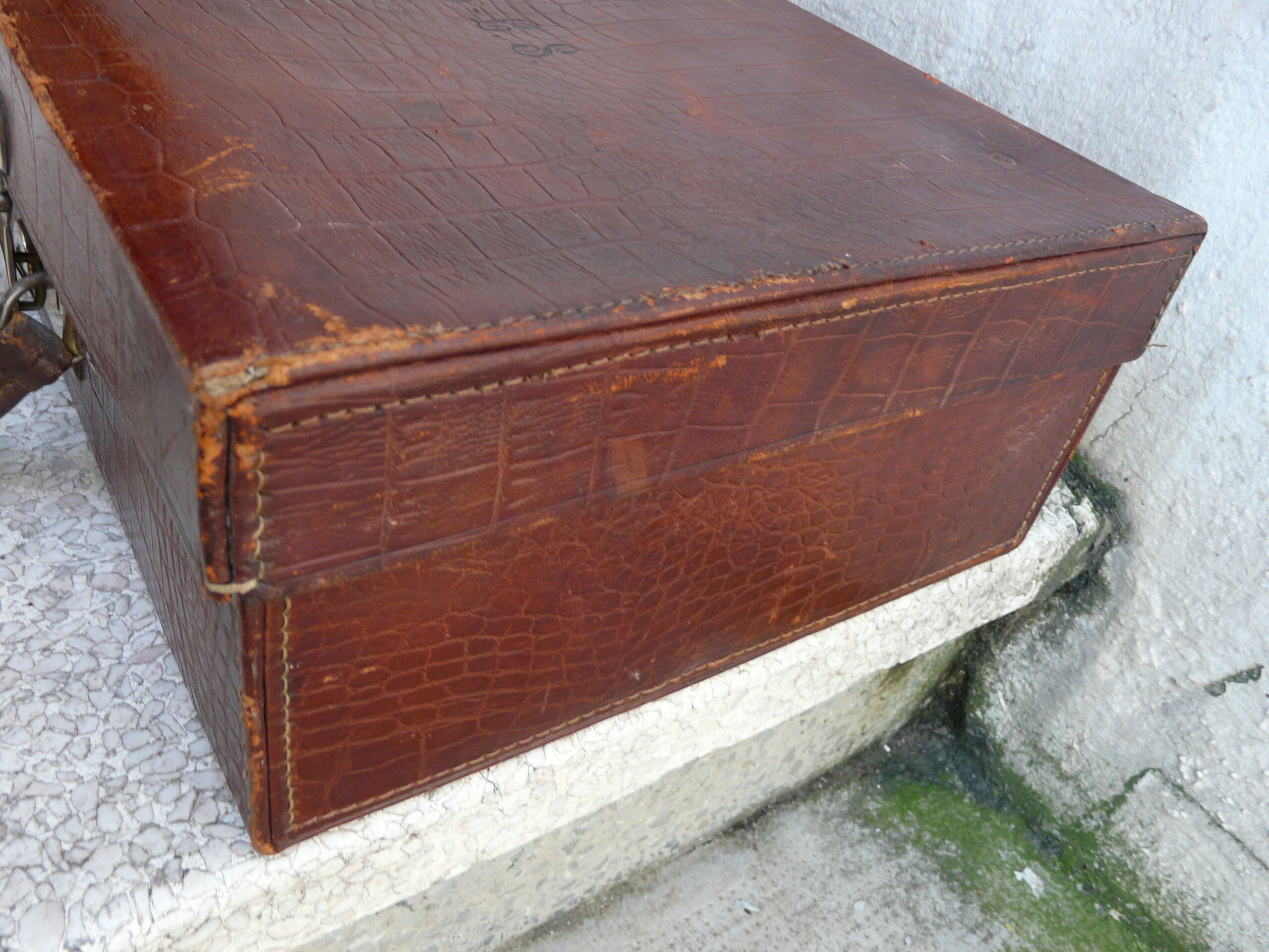 Leather and brass nineteenth monogrammed MCS suitcase