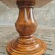 Table ronde ancienne en noyer 140 cm