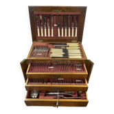 Ménagère anglaise en métal argenté dans son coffret en chêne - début XXème