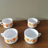 Suite of 4 large vintage cups