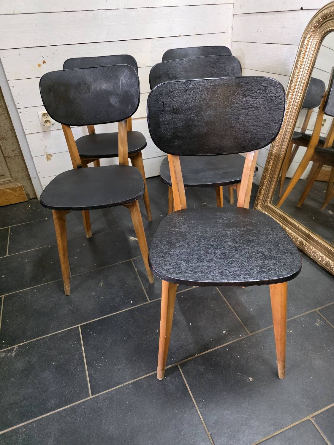 5 chaises vintage des années 60