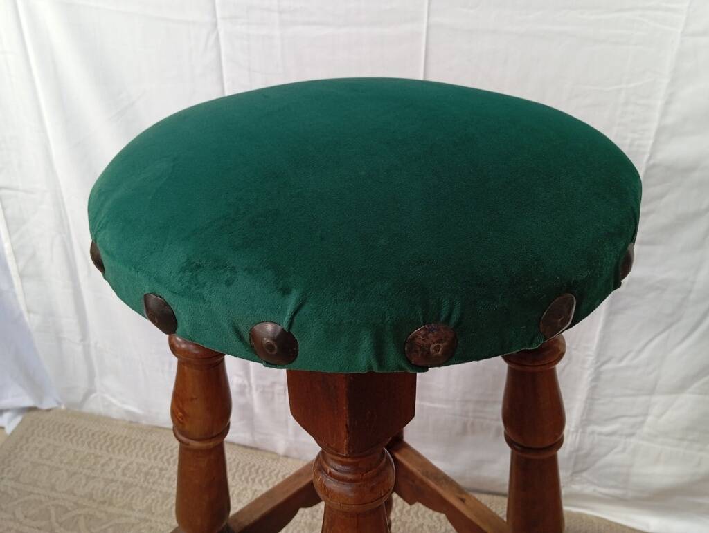 Pair of 70s bar stools