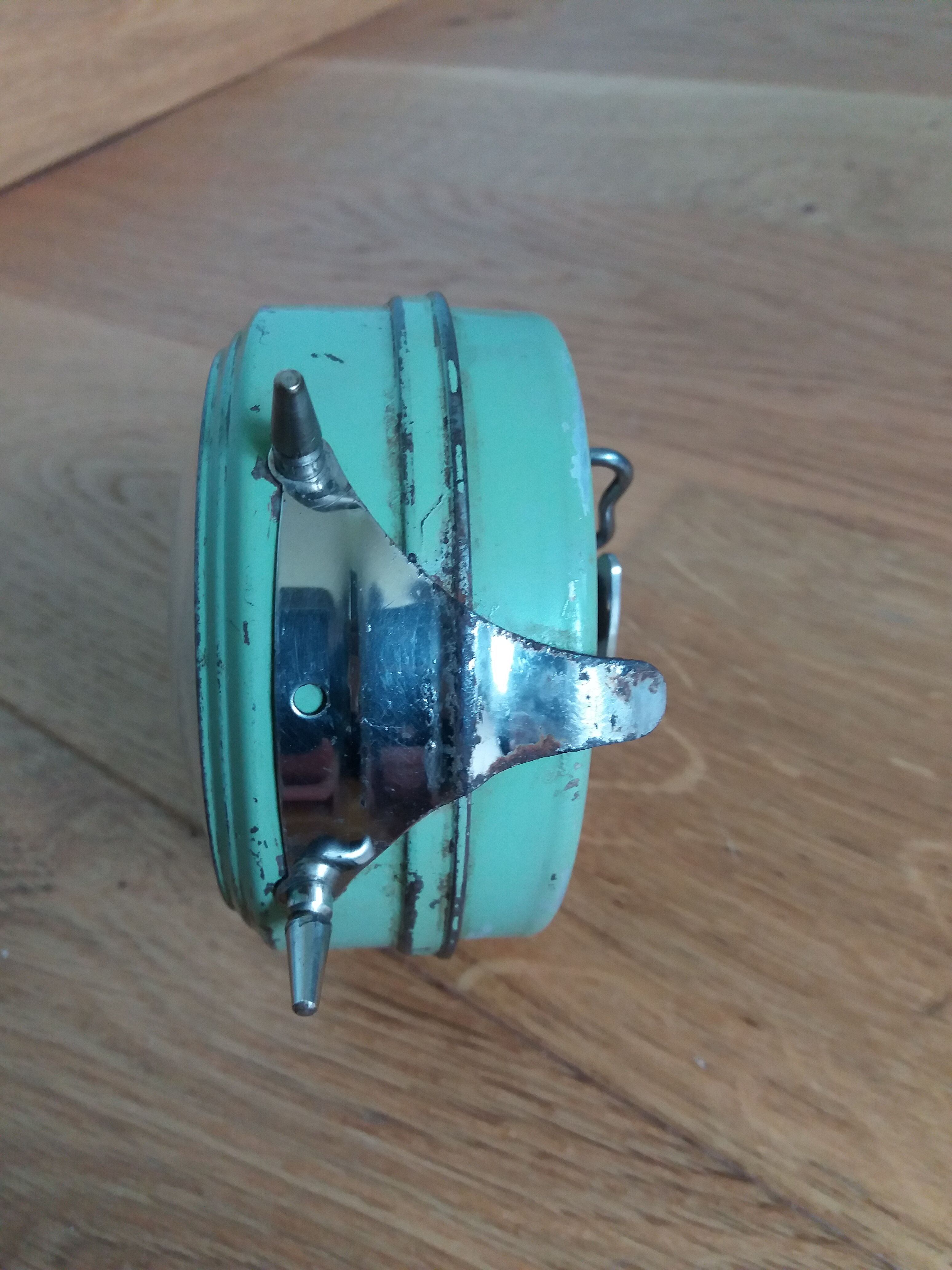 Pale green Bayard alarm clock