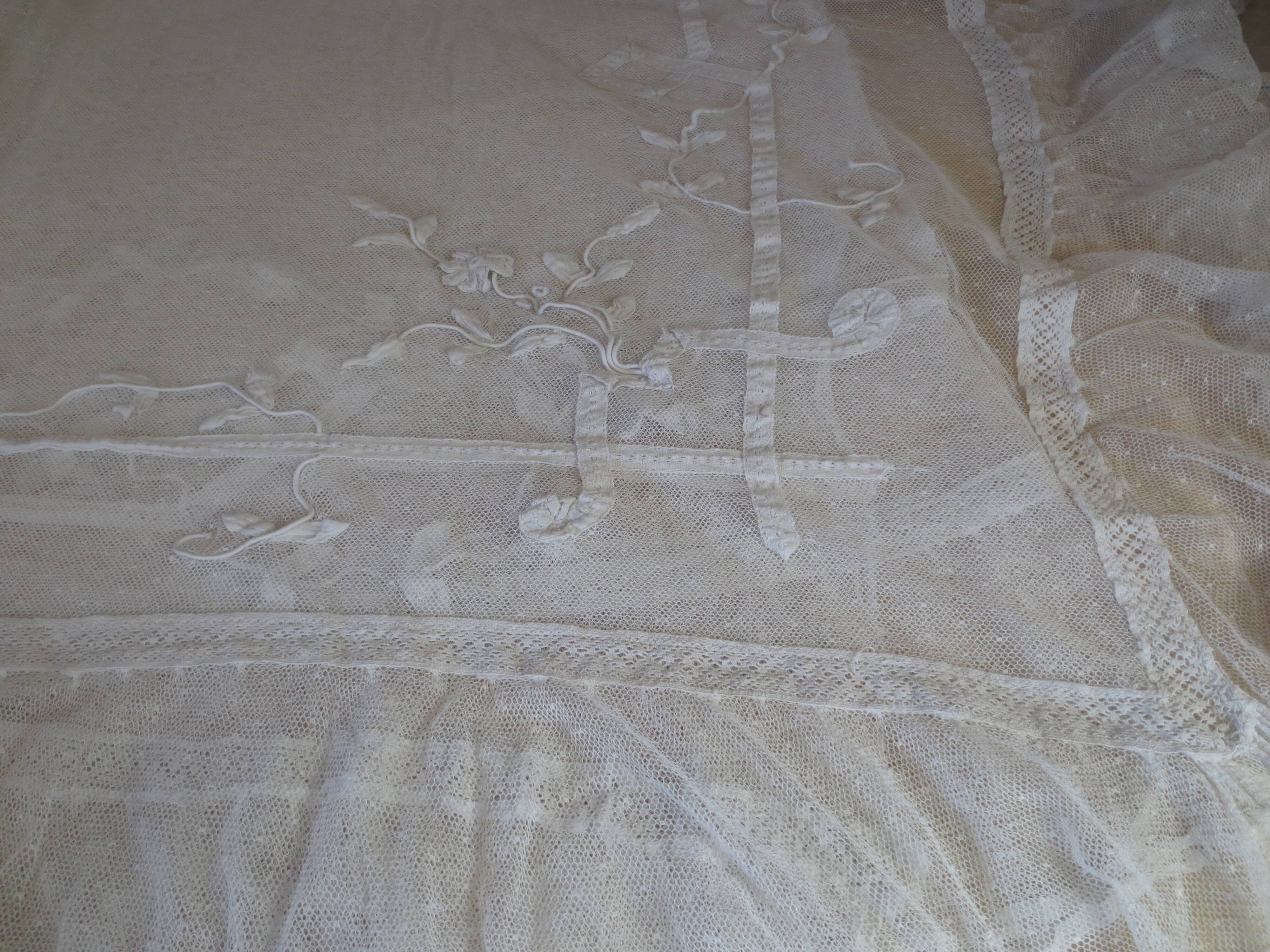 Ancient veil for bed sky