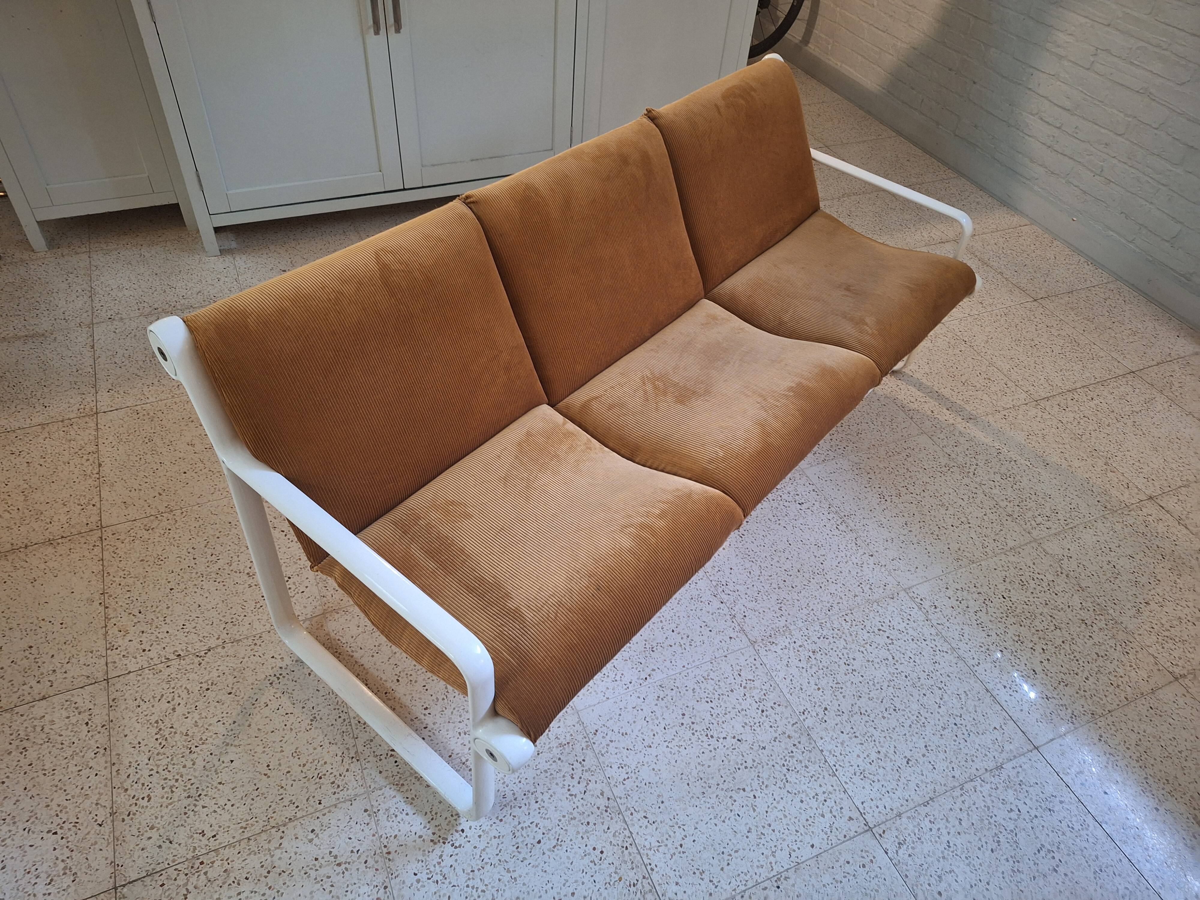 3 seater sofa by Bruce Hannah and Andrew Morrison for Knoll, 1970s.