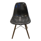 DSW chair black fibre black dowel walnut Eames Herman Miller vintage 1950