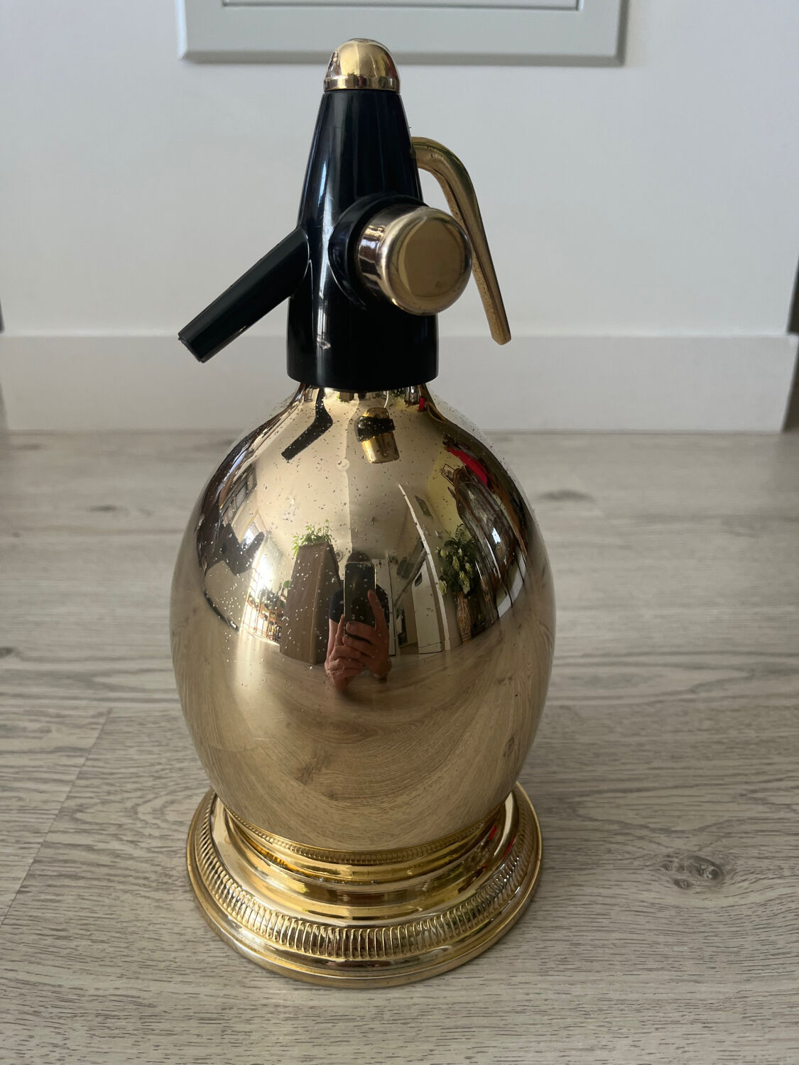 Siphon métal doré Socarb 1965
