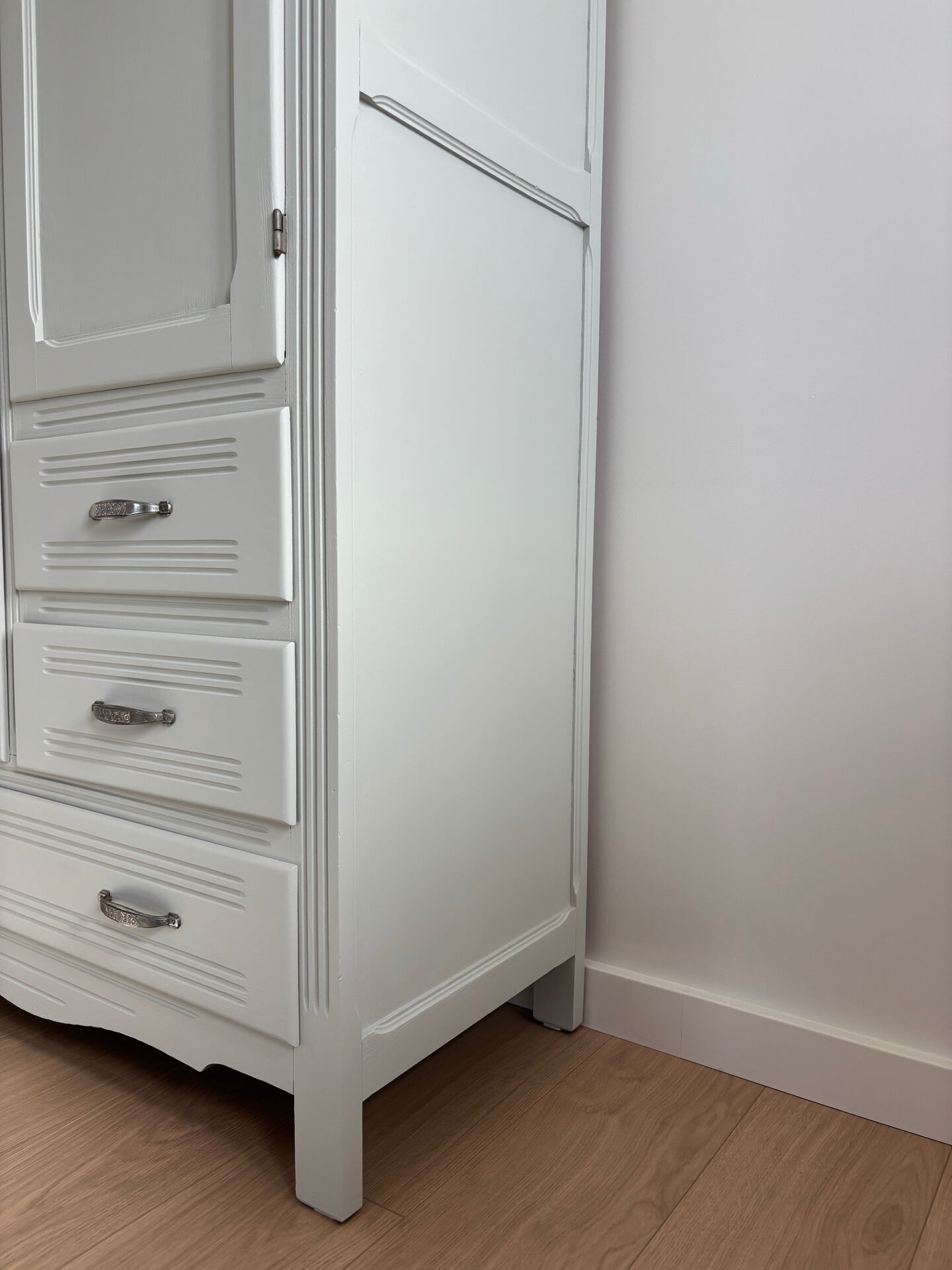 Art Deco wardrobe with shelves and drawers, renovated wood.
