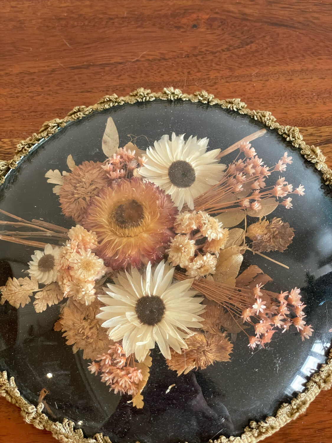 Cadre fleurs séchées et velour
