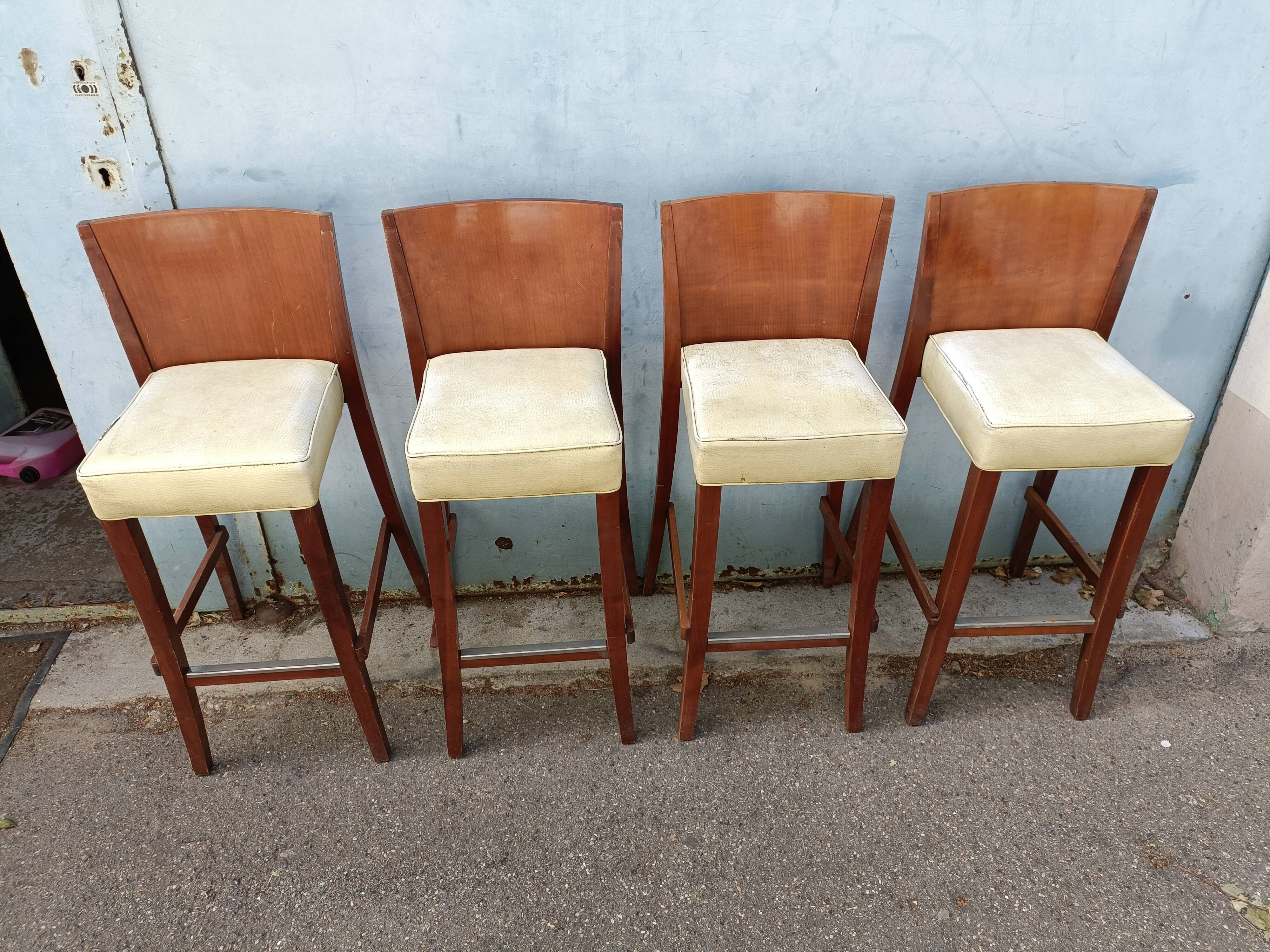 Neoz Starck bar stools