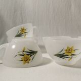 Set 6 cups Arcopal vintage daffodil patterns