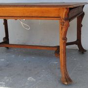 Art nouveau 1900 oak coffee table