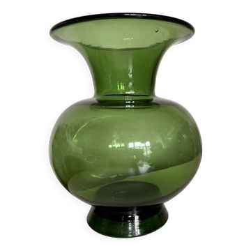 XXXL baluster vase in Empoli glass, 1960 Italian neoclassical design.