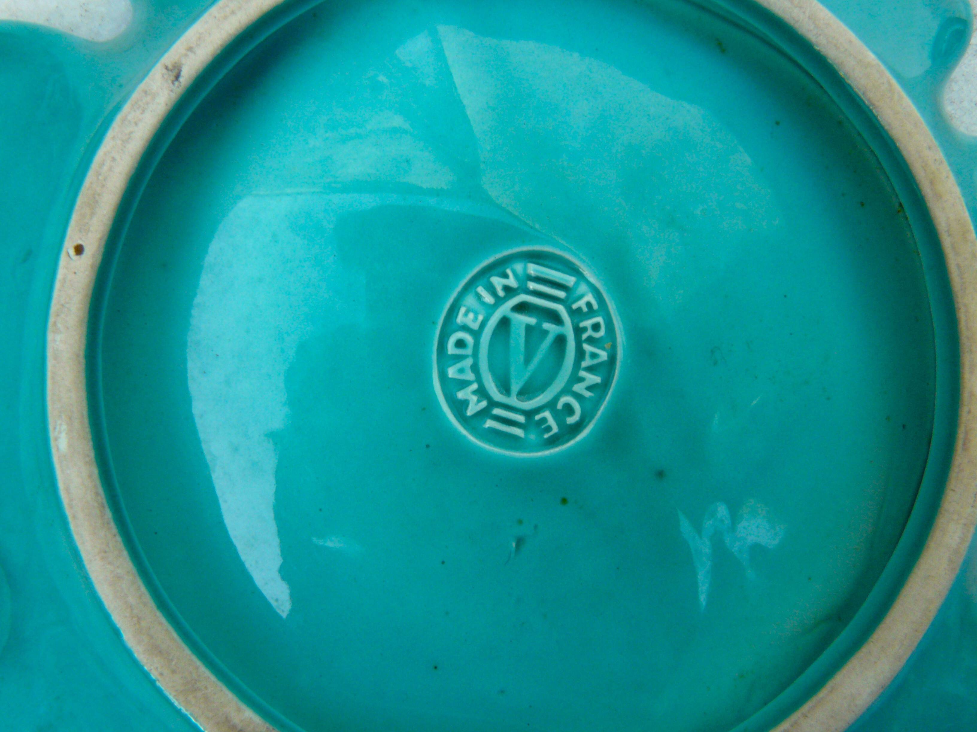 Empty cup pocket stylized leaf green ceramic enamelled verceram 1930 to 1940 n°4550