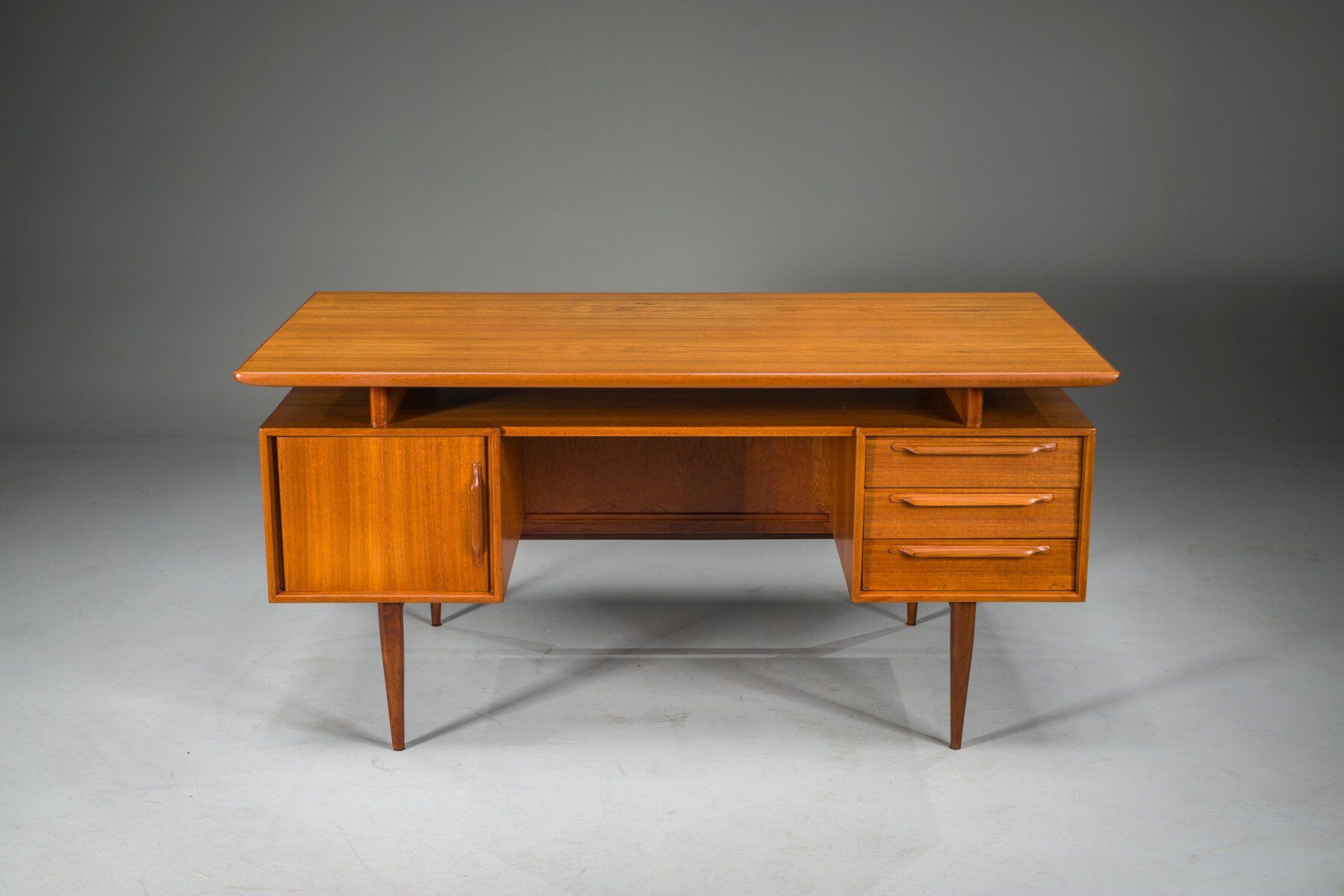 Model RT200 desk in teak by Heinrich Riestenpatt, Germany, 1960s