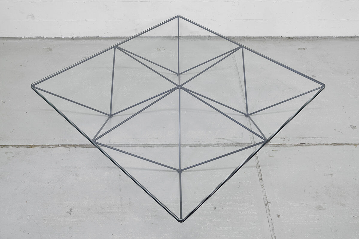 Minimalistic Paolo Piva 'Alanda' black glass coffee table for B&B Italia, 1980