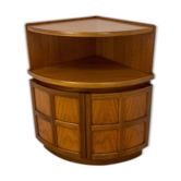 Cabinet vintage du milieu du siècle