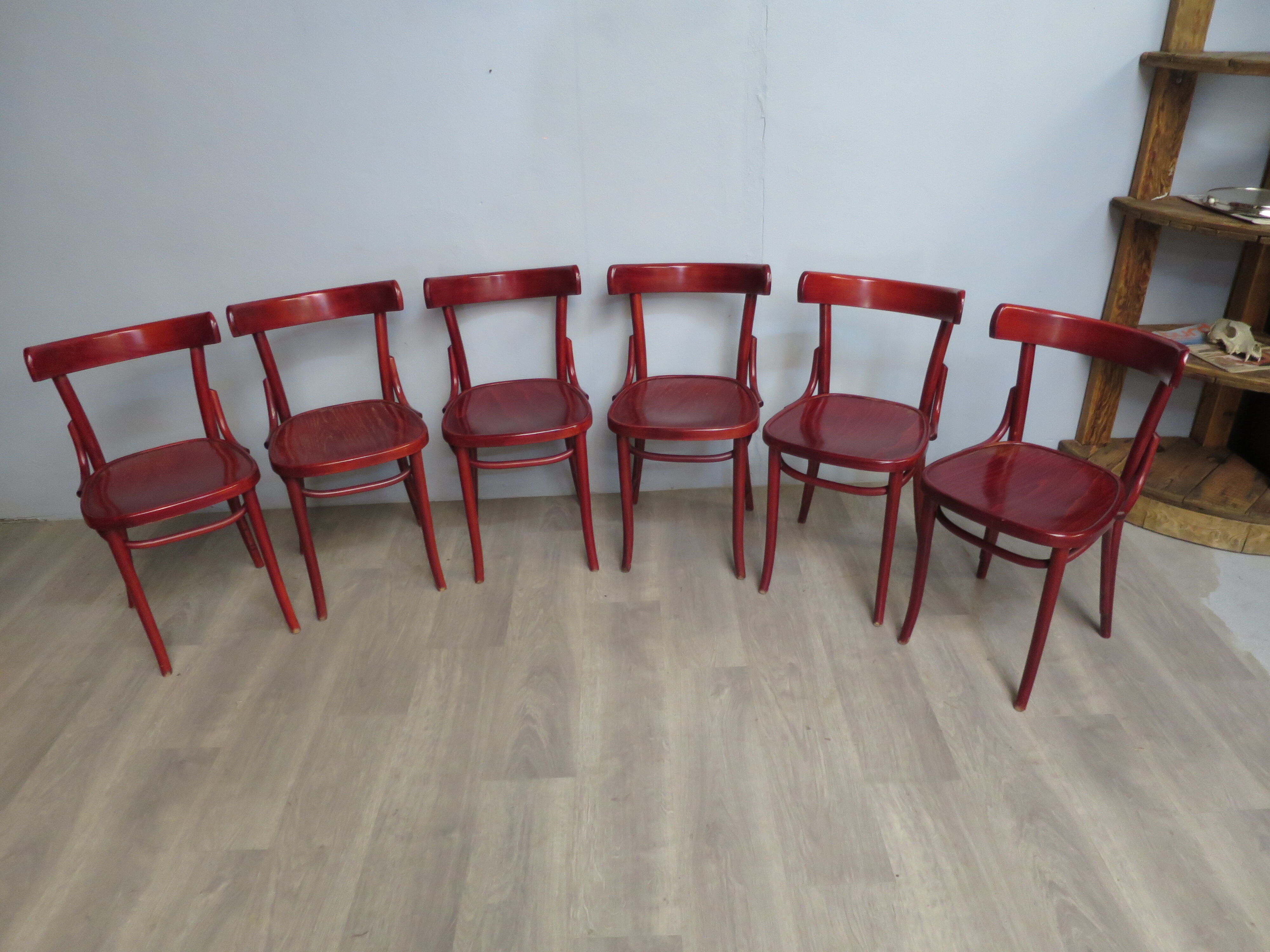 Set of 6 bistro chairs in curved wood