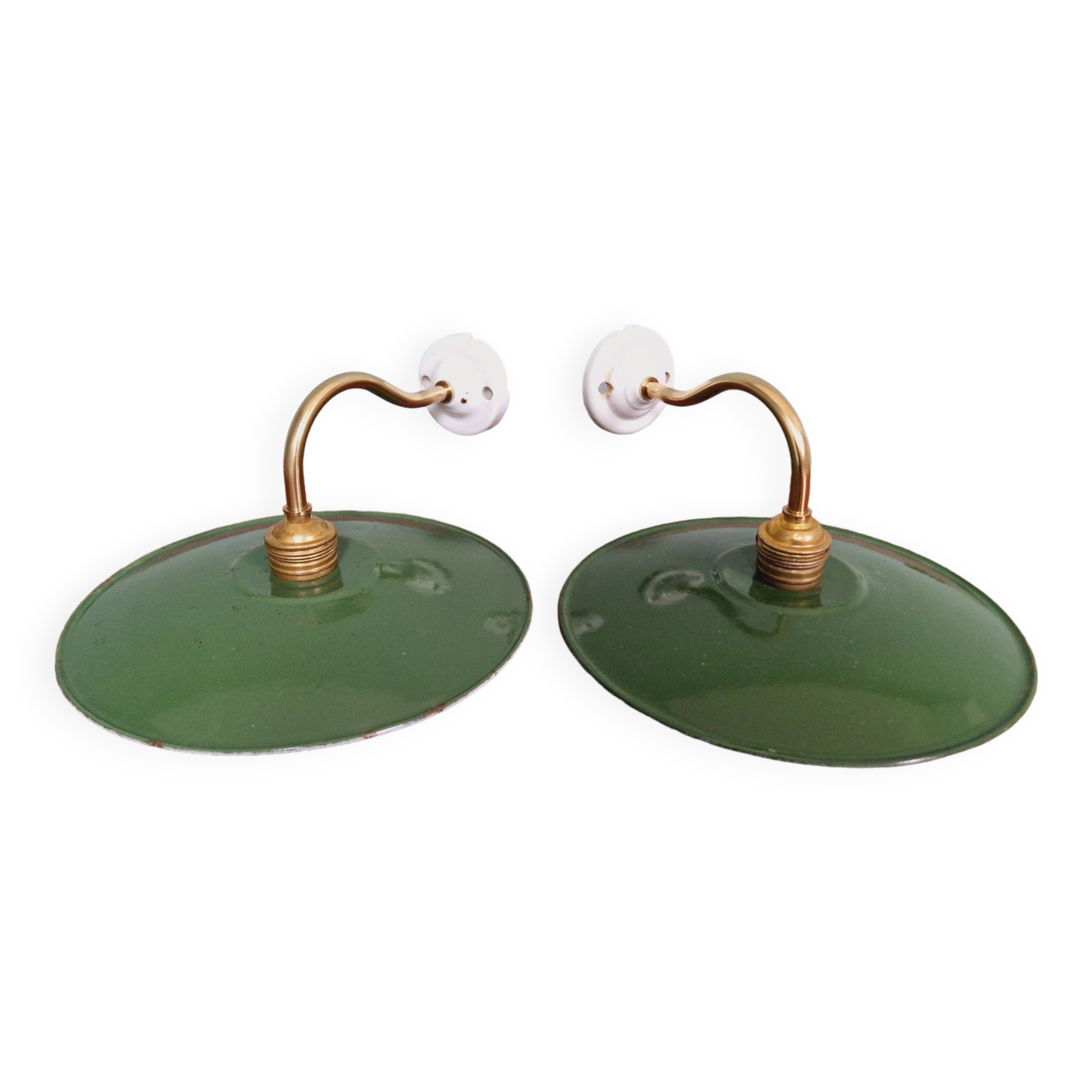 Pair of industrial wall lights in brass and green enameled sheet metal