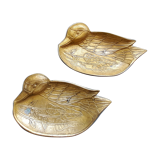 Empty of brass duck pockets