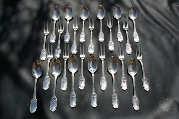 12 Couverts Entremets (fourchettes +cuillères) CHRISTOFLE MARIE-ANTOINETTE