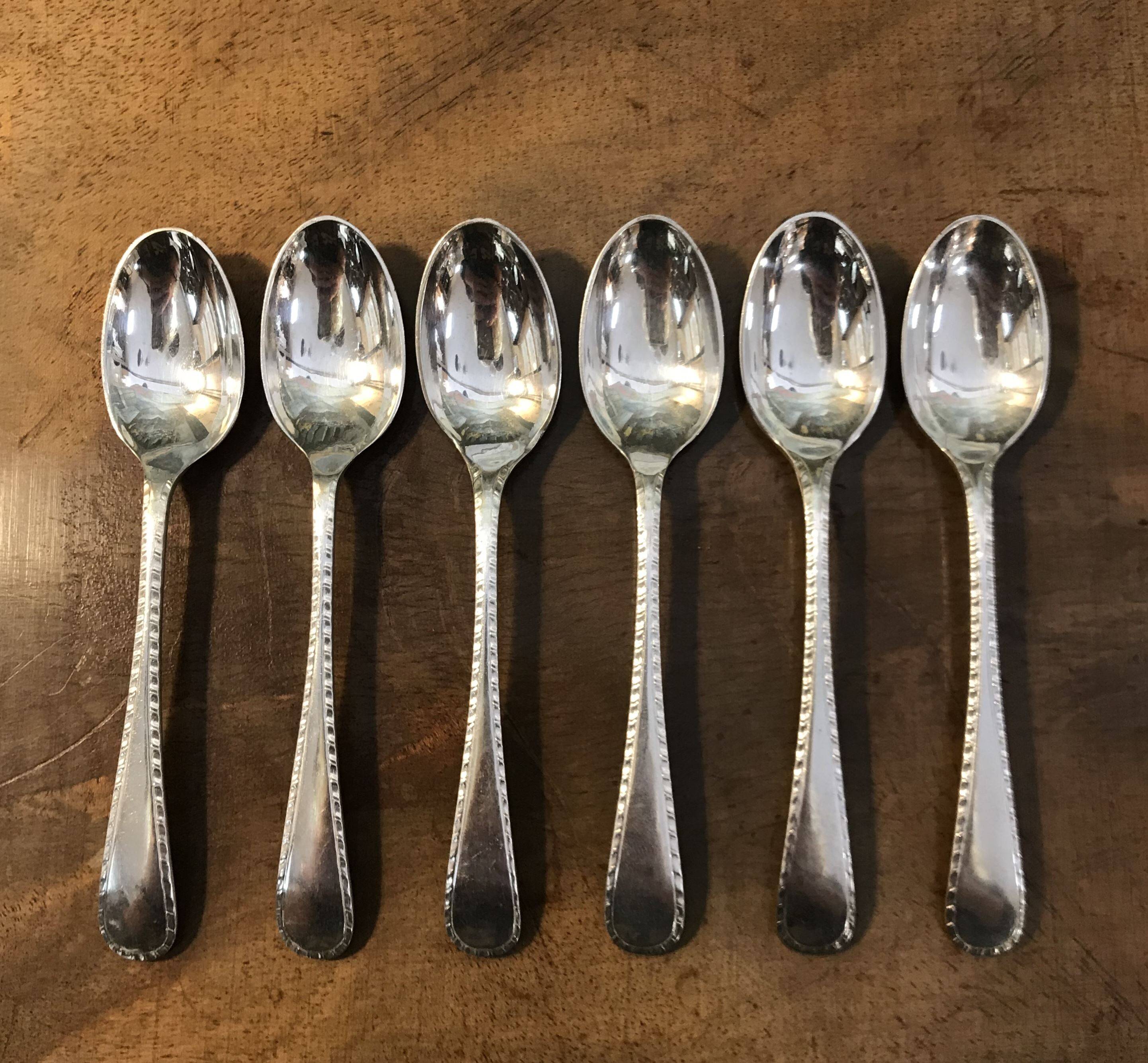 Set of 6 silver plated English teaspoons