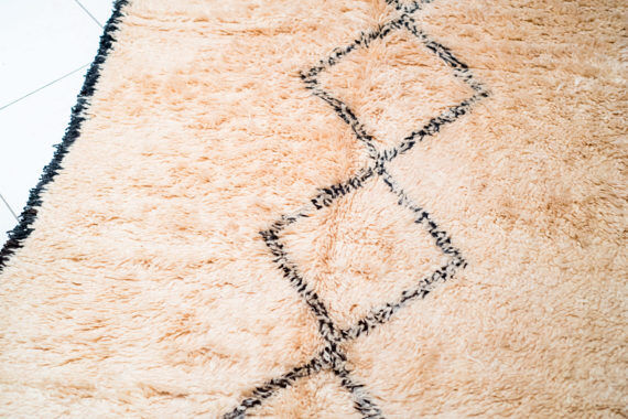 Berber carpet 131 x 230 cm