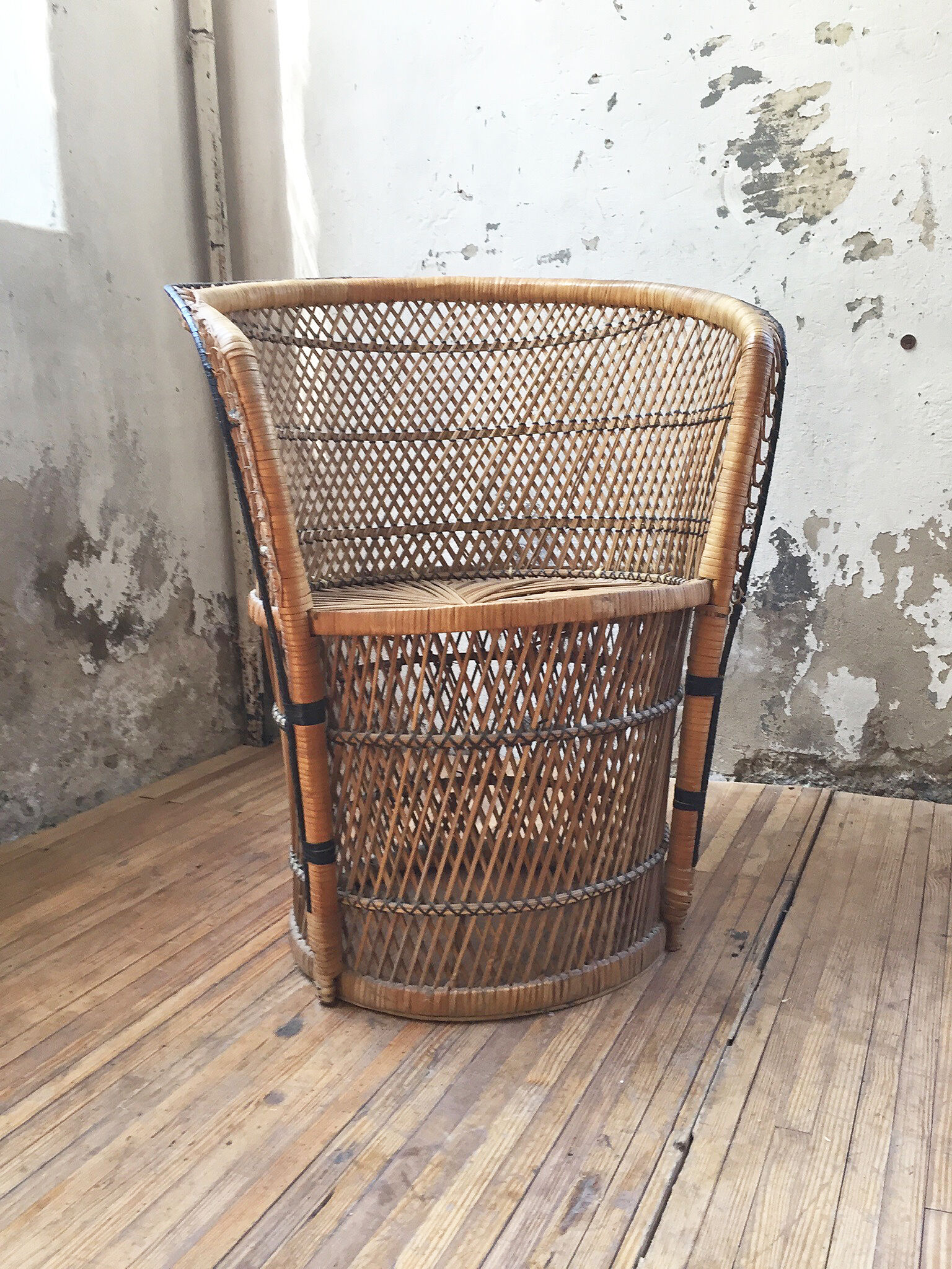Fauteuil en osier vintage