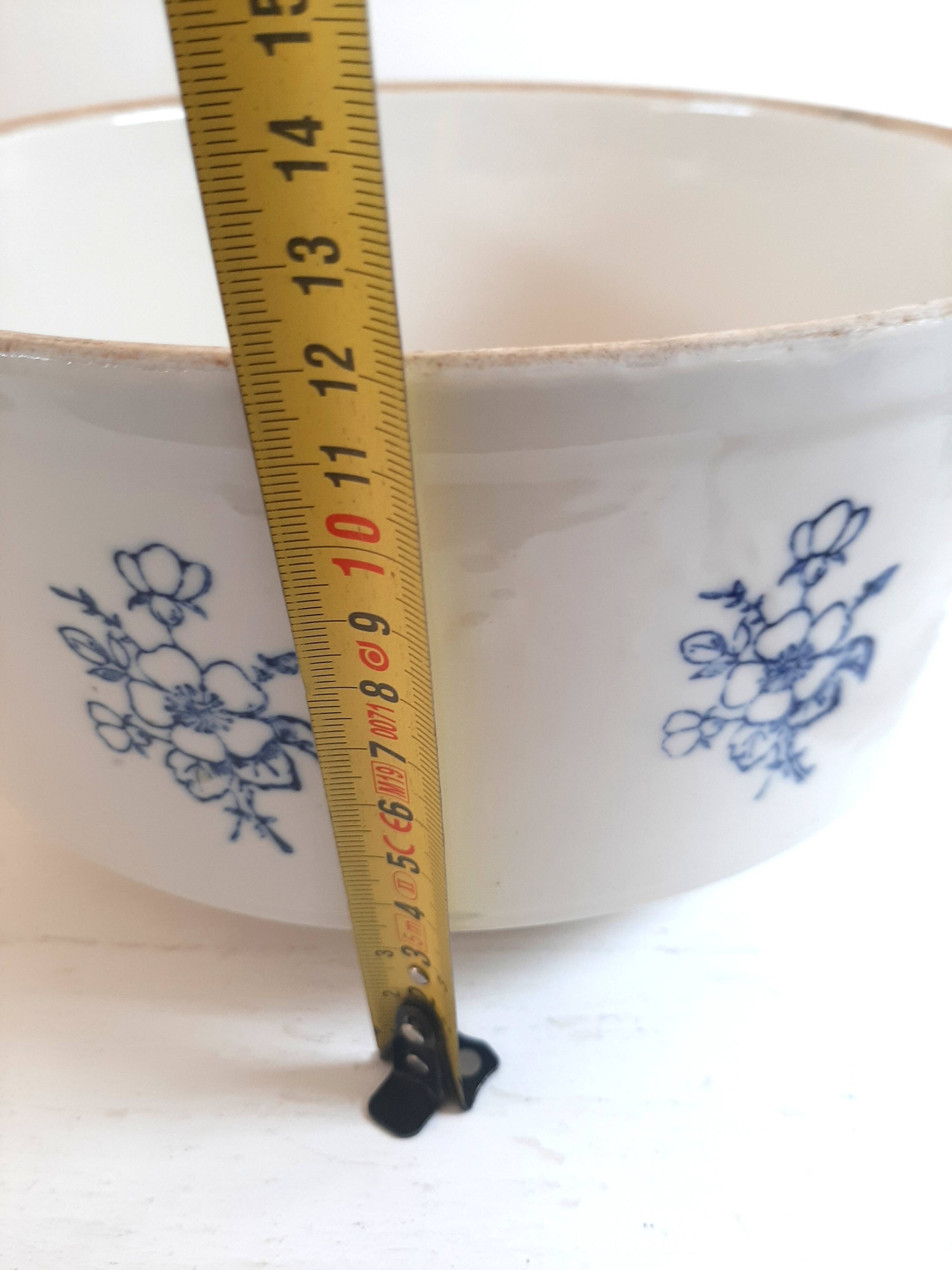 Large soup tureen in Saint Uze earthenware with blue flowers.