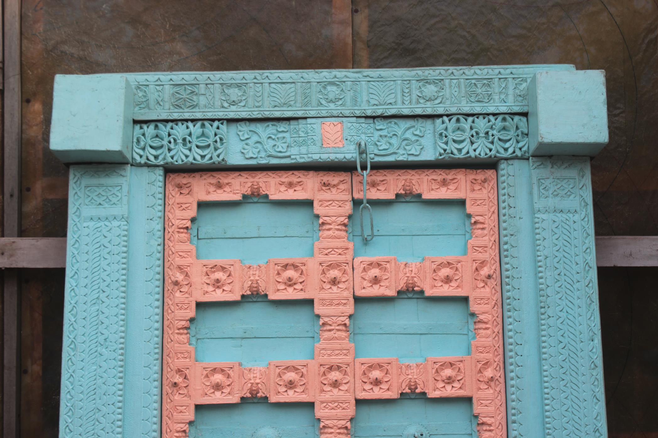 Old Indian door in old teak, piece and patina of origin