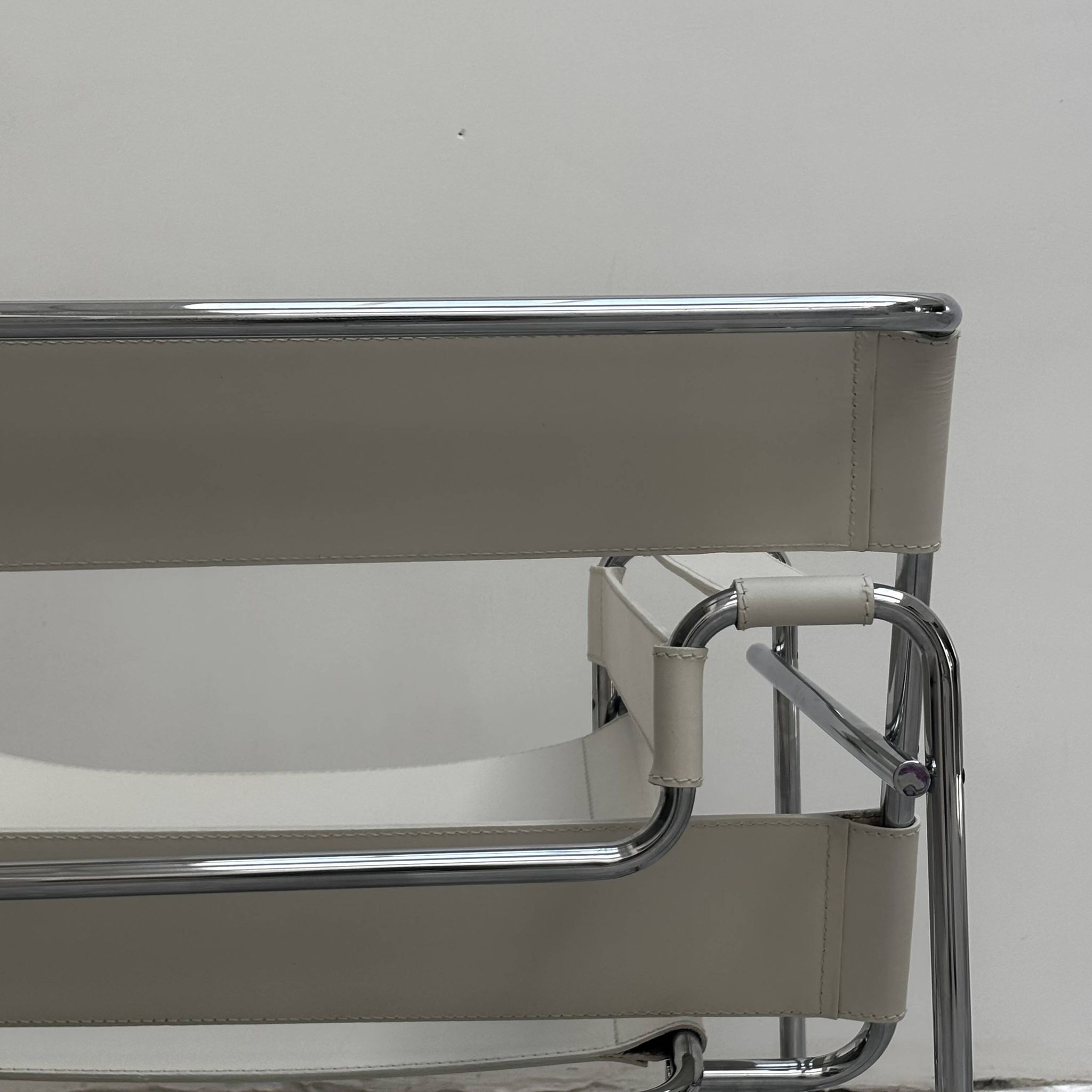 "Wassily" armchair by Marcel Breuer for Gavina in white leather.