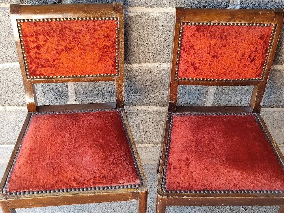 1890/1930 Pair of red velvet chairs / beech
