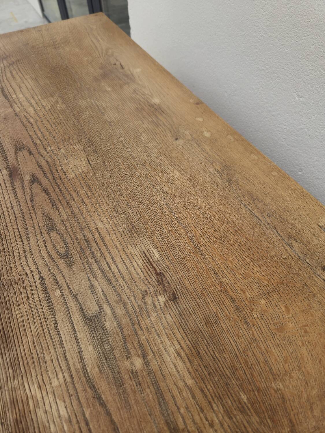 Louis XV period sideboard in solid oak Aerogommer