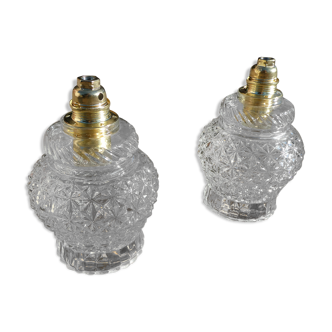 Duo of molded glass globe suspensions