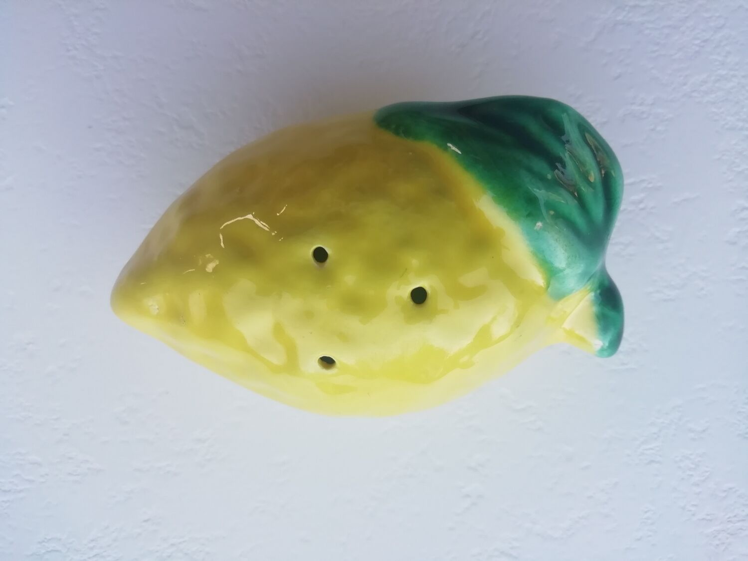 Lemon slurry salt shaker