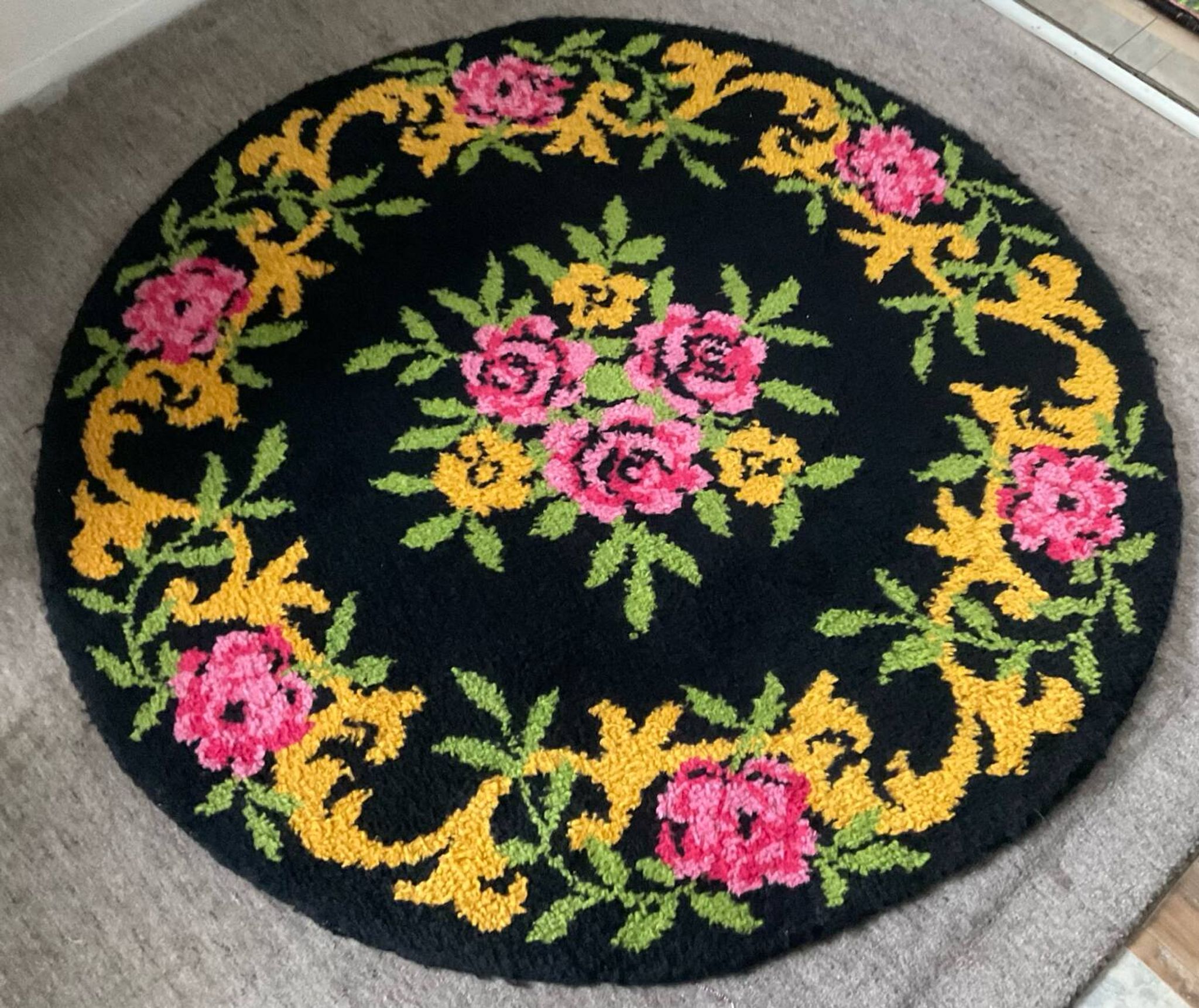 Tapis rond vintage en laine 150cm années 70