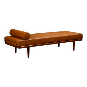 Hans J. Wegner GE19 Daybed with Teak and Camel Leather for Getama Denmark 1960s