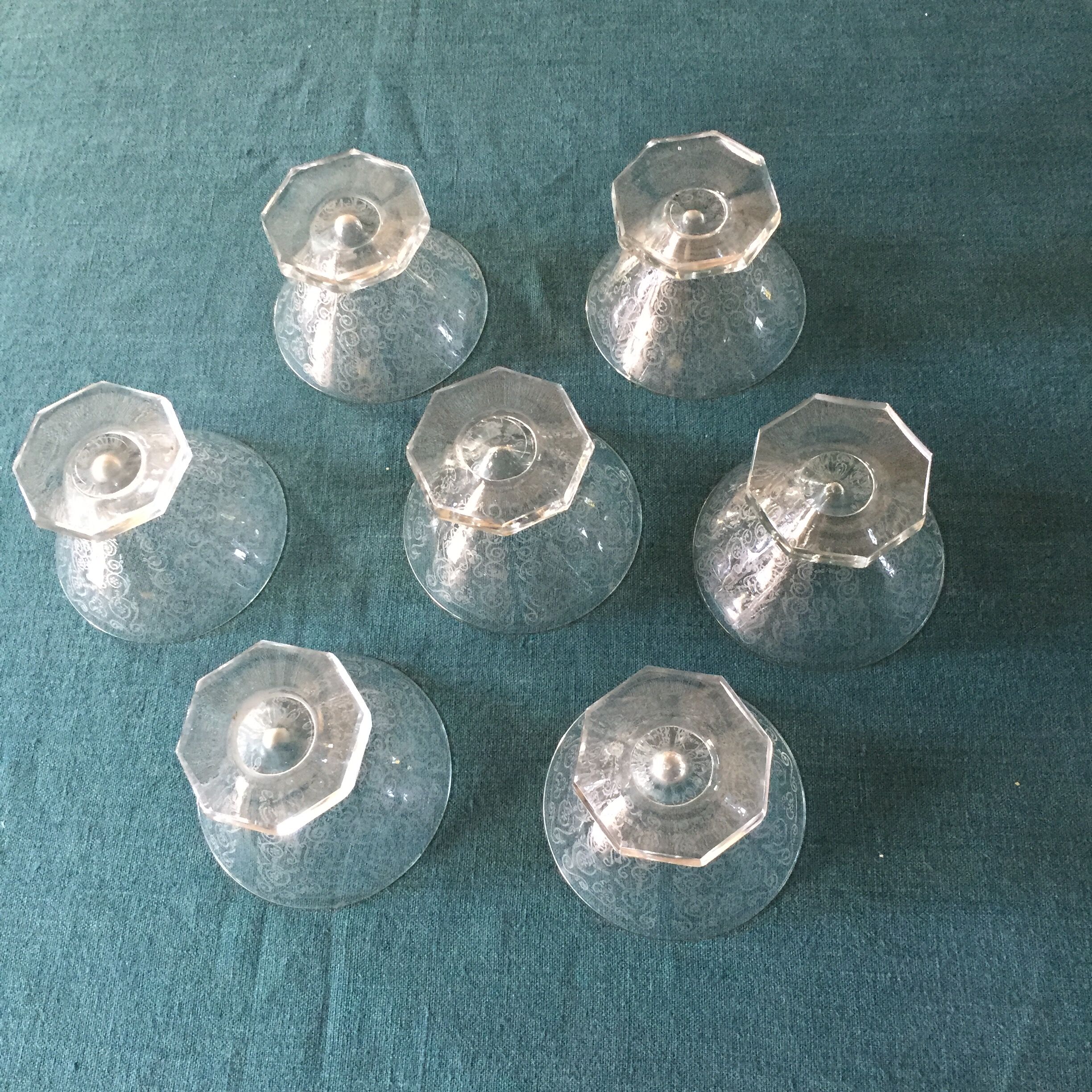 Series of 7 engraved Art Deco dessert cups