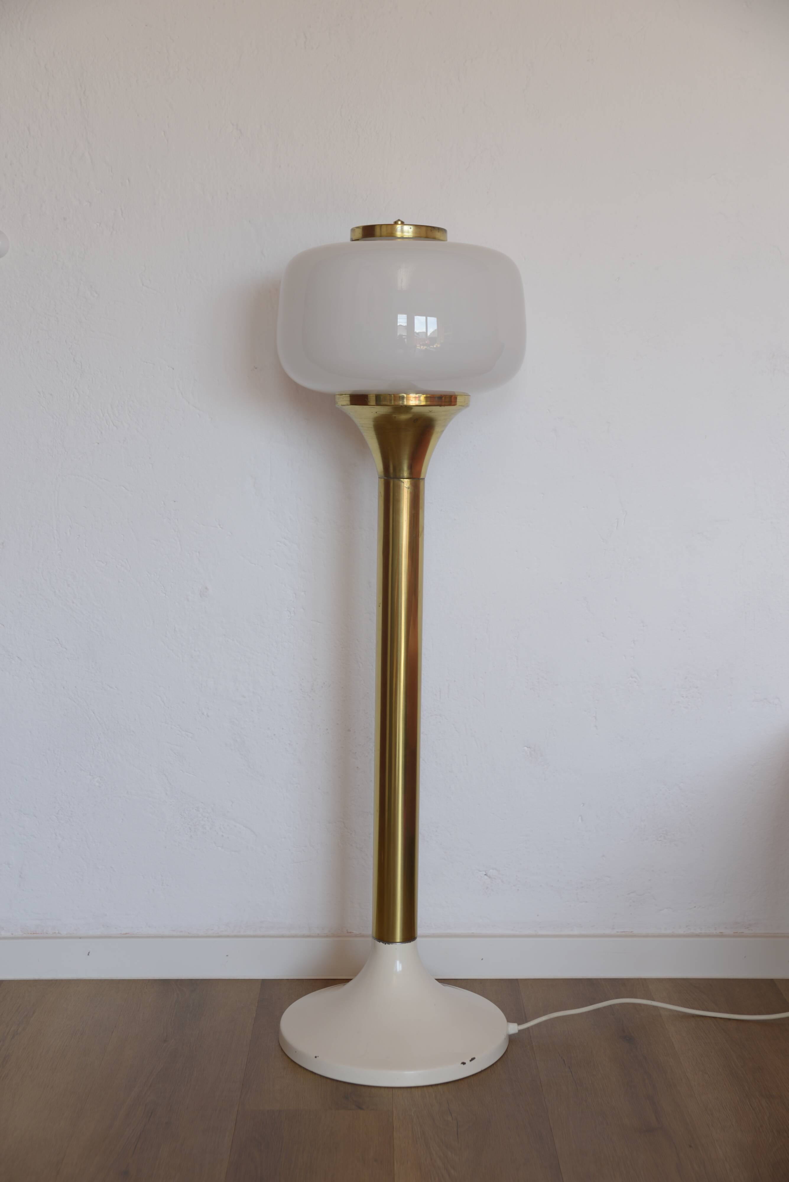 Vintage Brass Floor Lamp Elegant Gold Tall Mid Century Modern Light