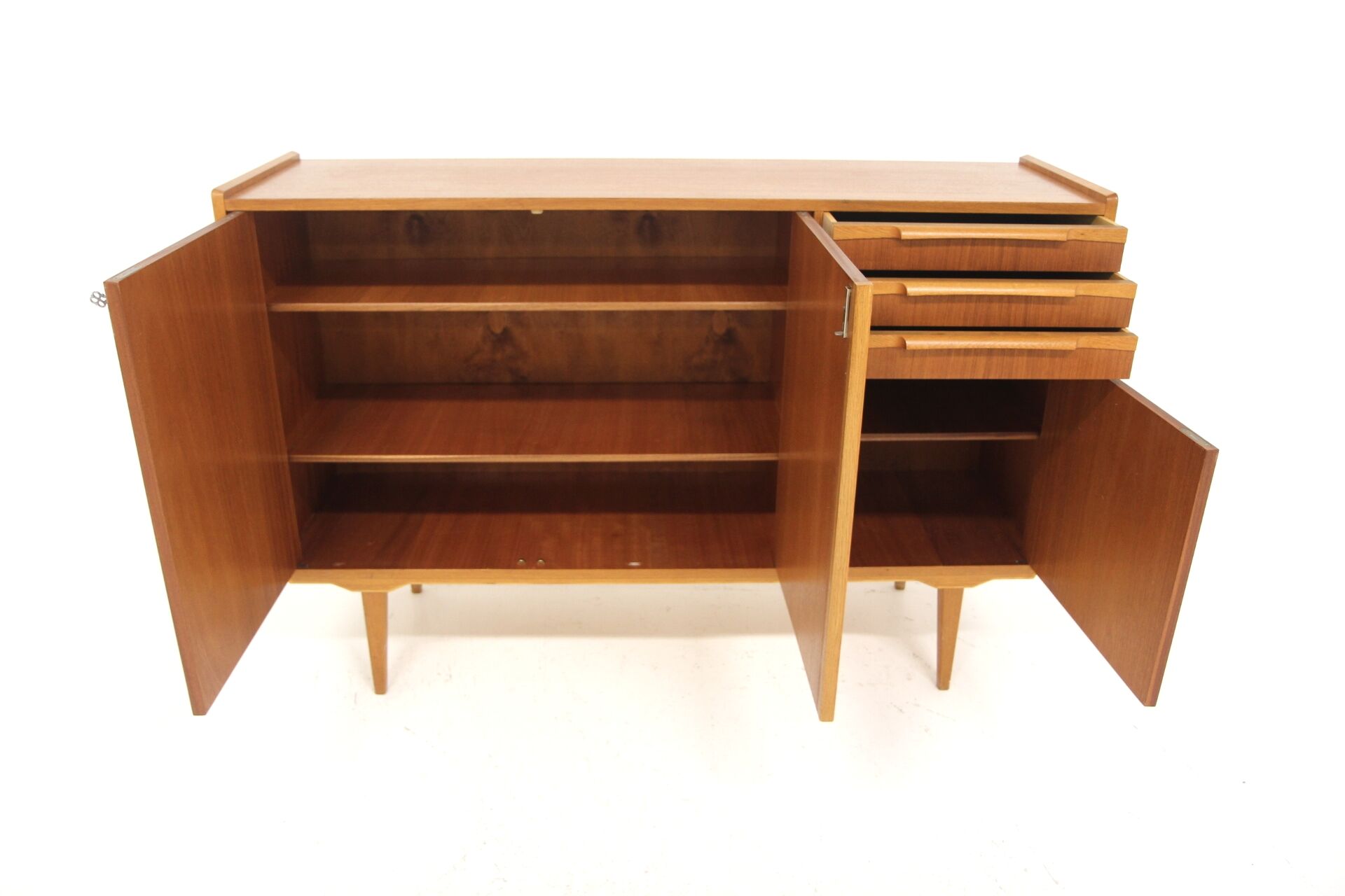Enfilade scandinave en teck et en chêne, Suède, 1960