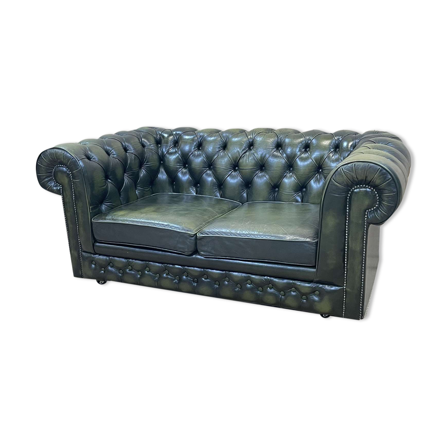 Chesterfield sofa in green leather 2 places from the 70s