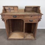 Store reception counter
