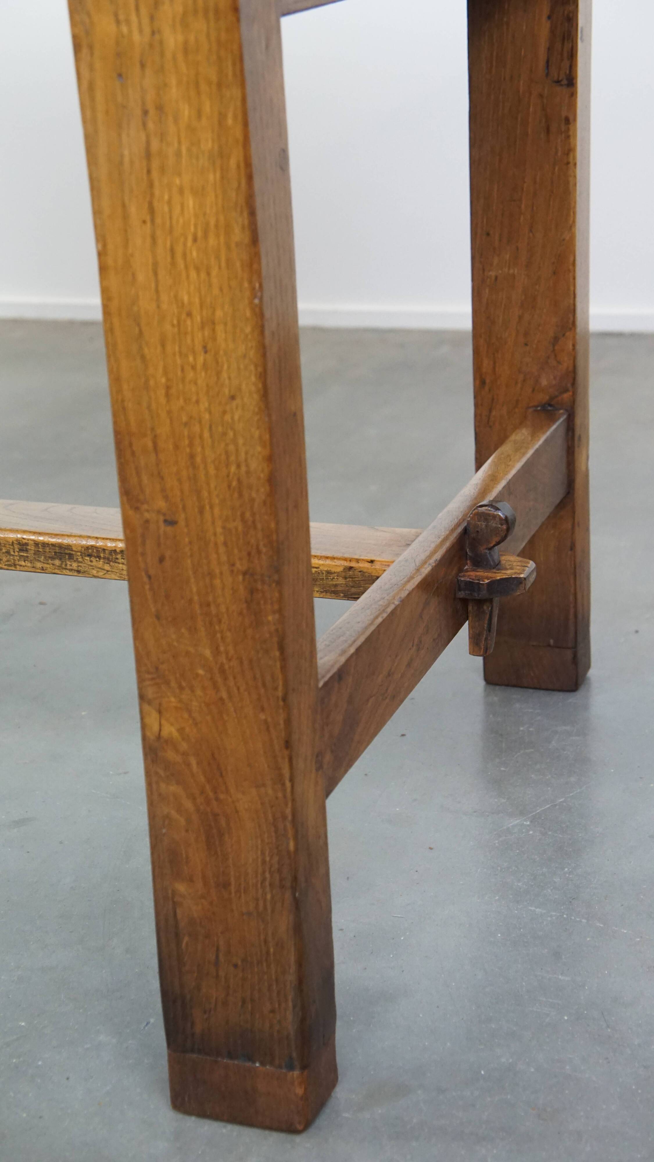 18th-Century Antique Dining Table in Oak with 2 Drawers