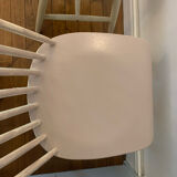 Chaises blanches