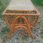 Table basse ancien en rotin vintage