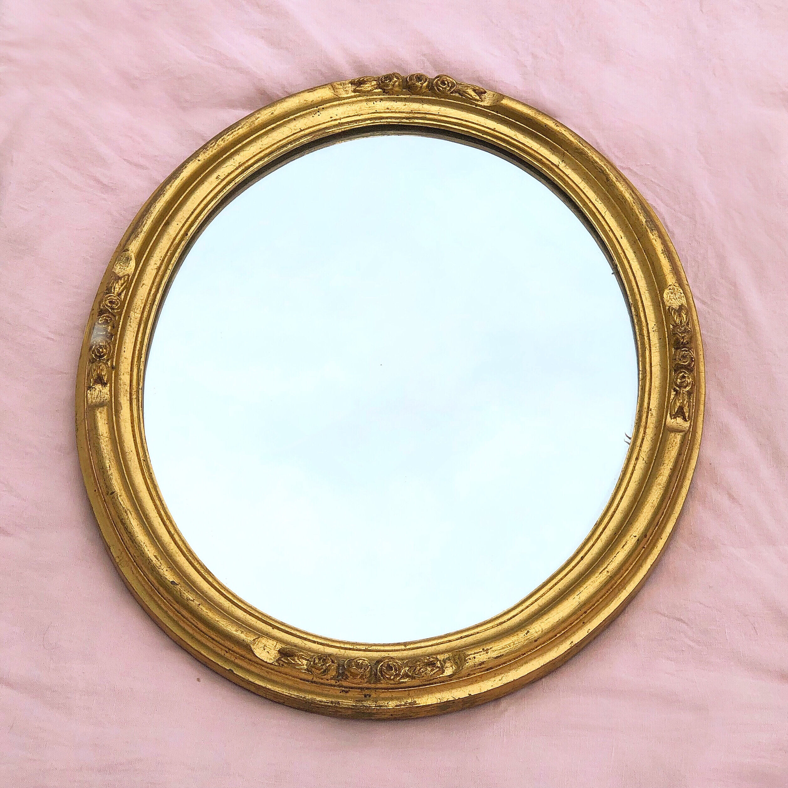 Golden wall medallion mirror 46cm
