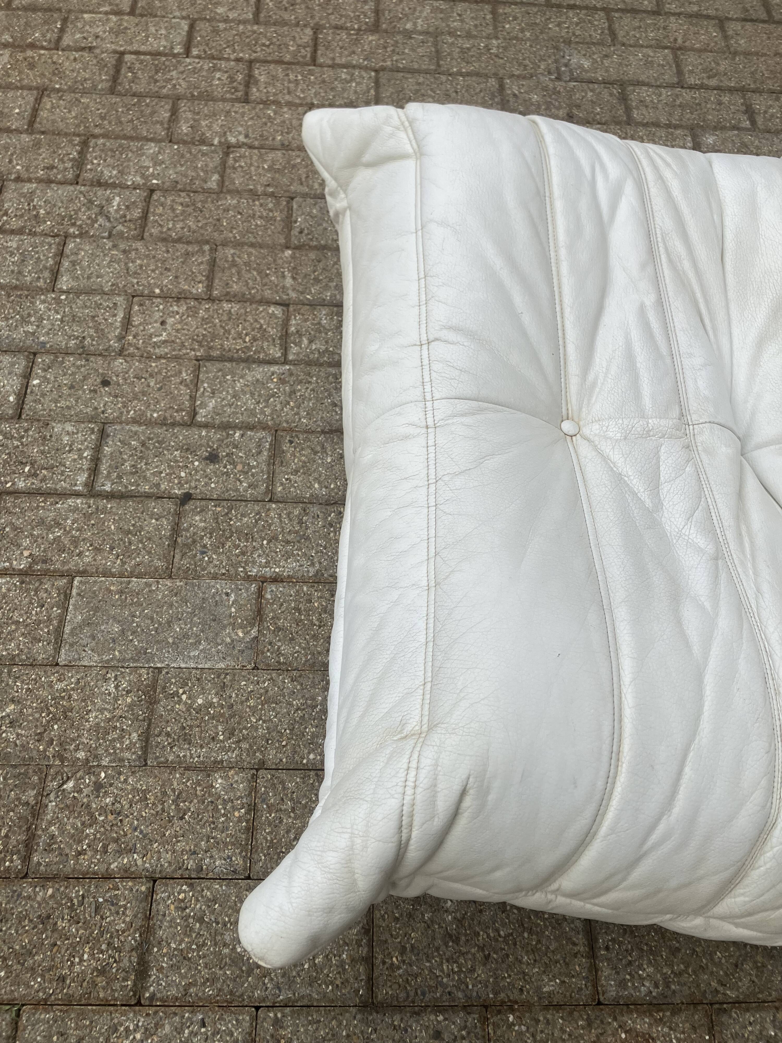 100% authentic Ligne Roset Togo 1-seater light beige leather '87