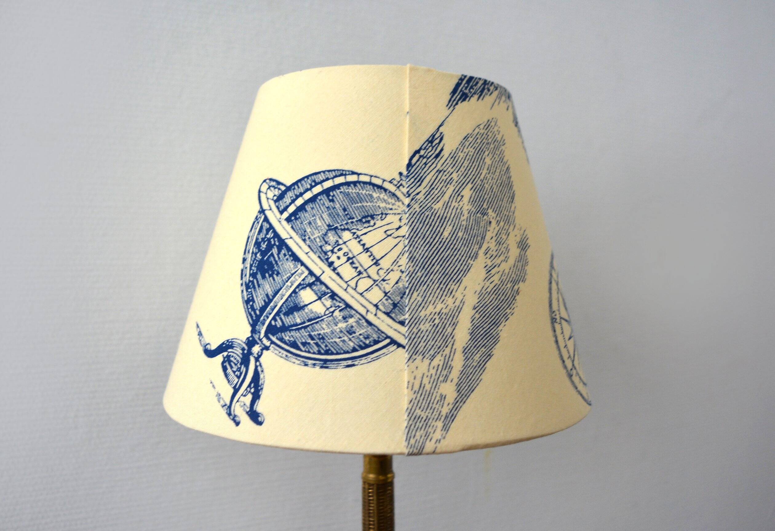 Marine decoration lampshade, antique blue toile de Jouy